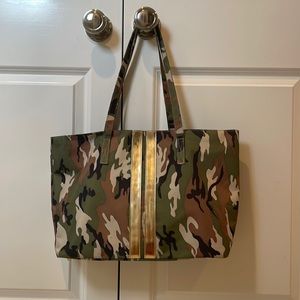 New Lolo Camo Bag